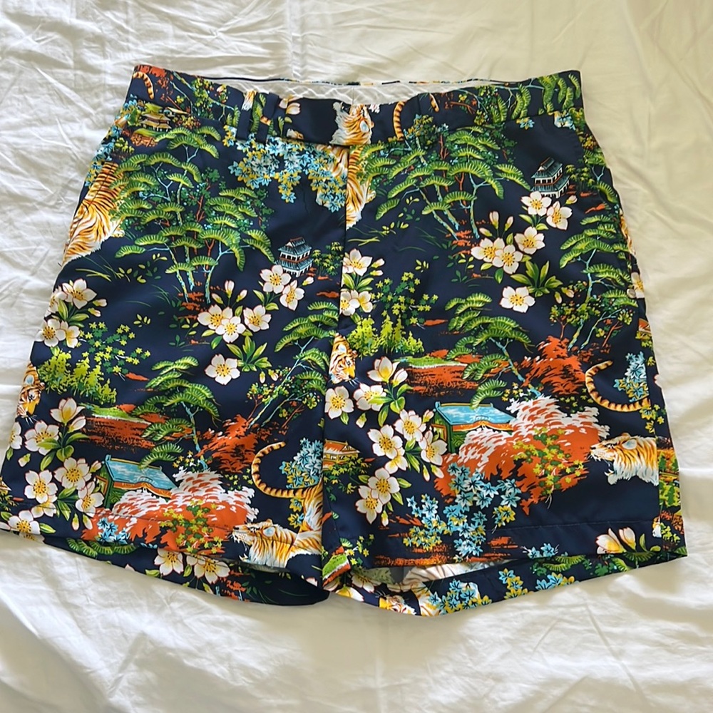 RLX Ralph Lauren Tiger Shorts size 32